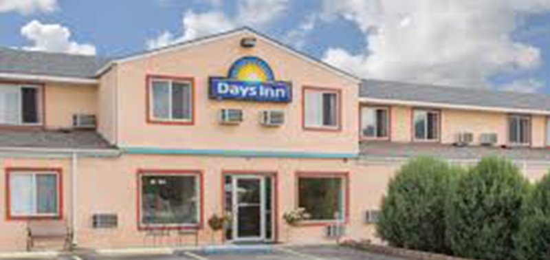 Days Inn 400x189