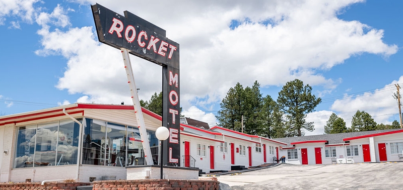 Rocket Motel 400x189